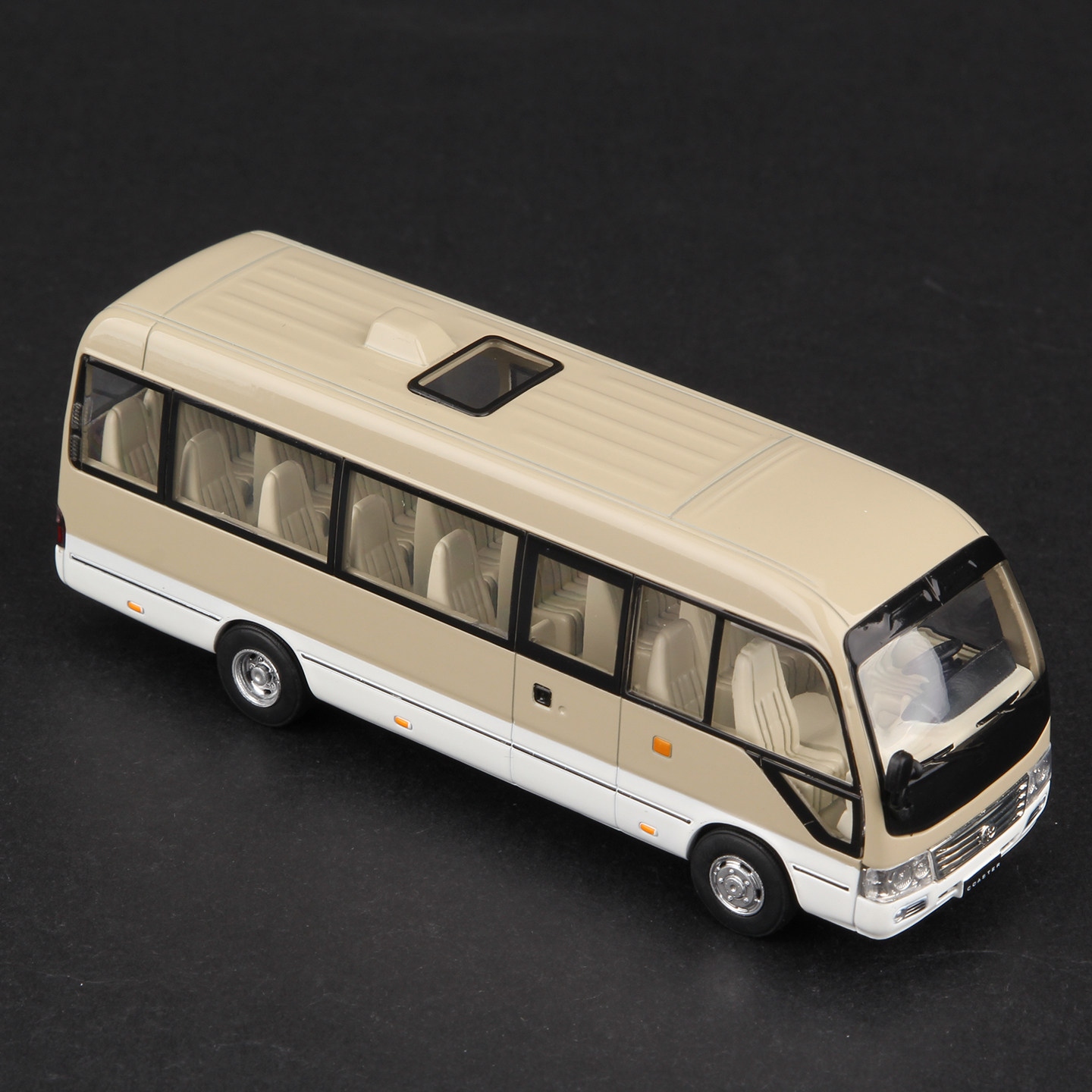 Mobil Die-Cast Toyota Coaster  - Die Cast Car 1 64 ulasan dan harga